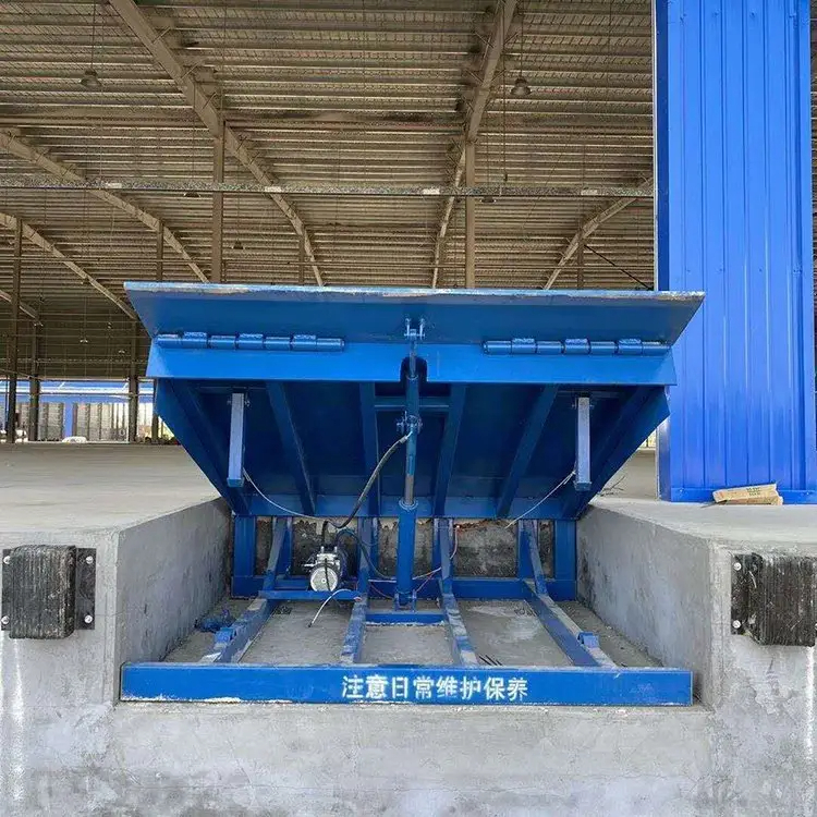 15噸固定登車橋安裝完畢